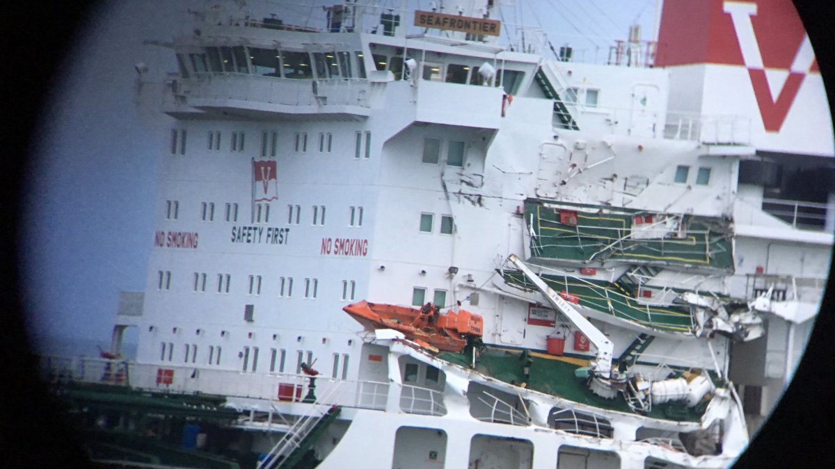 Collision entre deux navires dans le détroit du Pas-de-Calais - Le Monde